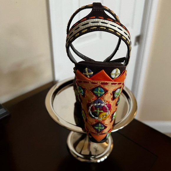 Sam Edelman Brown & Orange Boho Button Embellished Platform Sandals. 8.5M - Picture 7 of 15